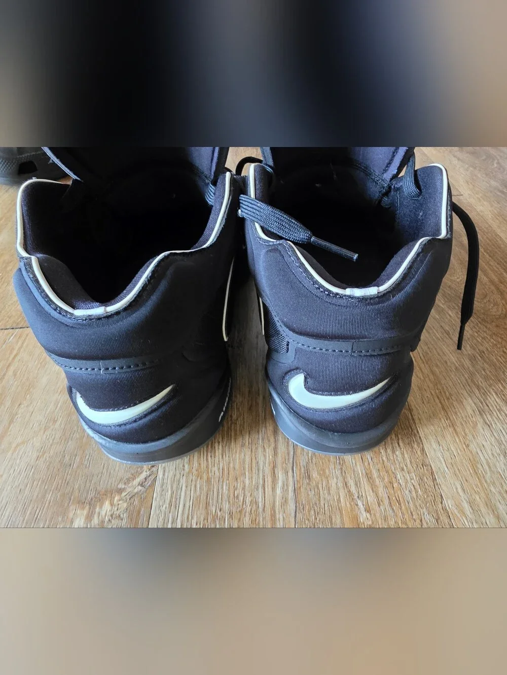 Brand New Size 9.5 Nike Men’s Uptempo High-Top 'AIR' Sneakers No Box